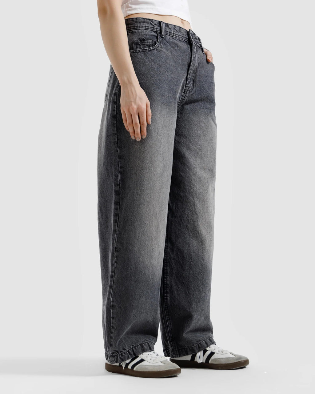 Classic Baggy Jeans - Streetwear Denim