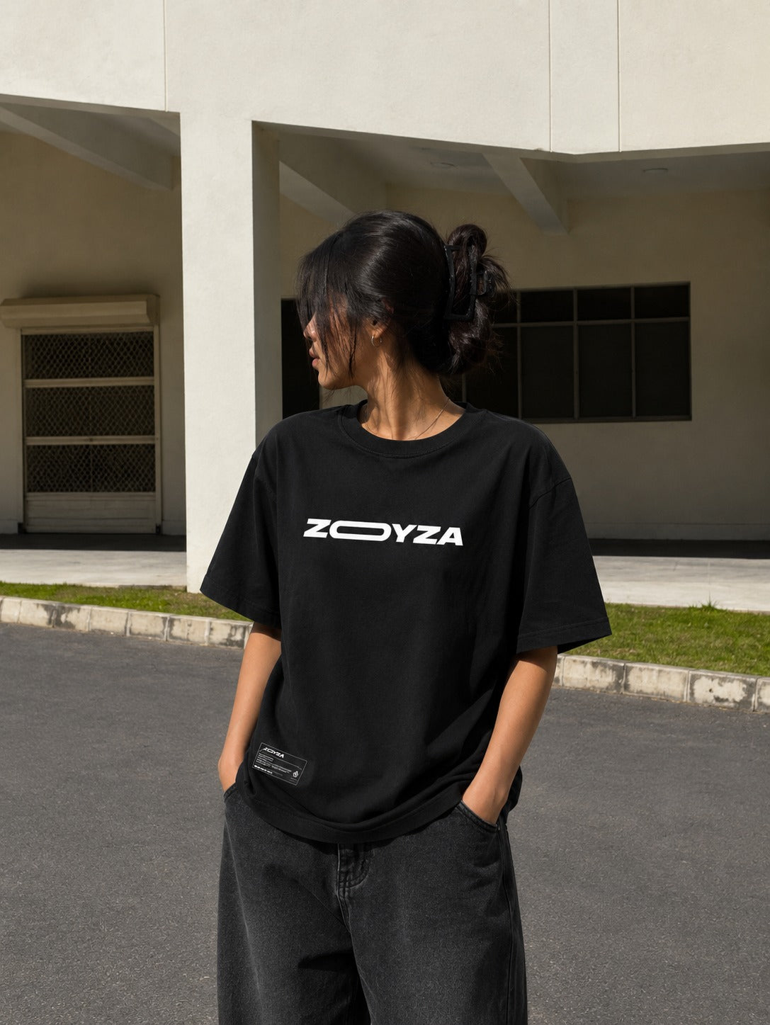 ZOYZA Signature Logo Oversized Tee – Black