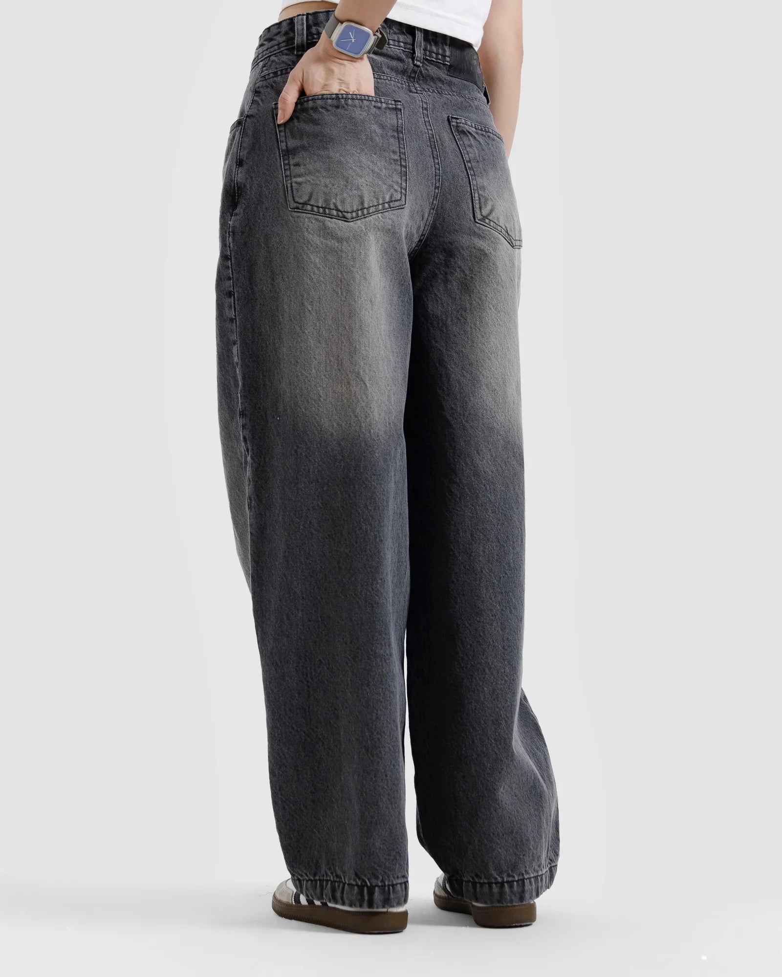 Classic Baggy Jeans - Streetwear Denim