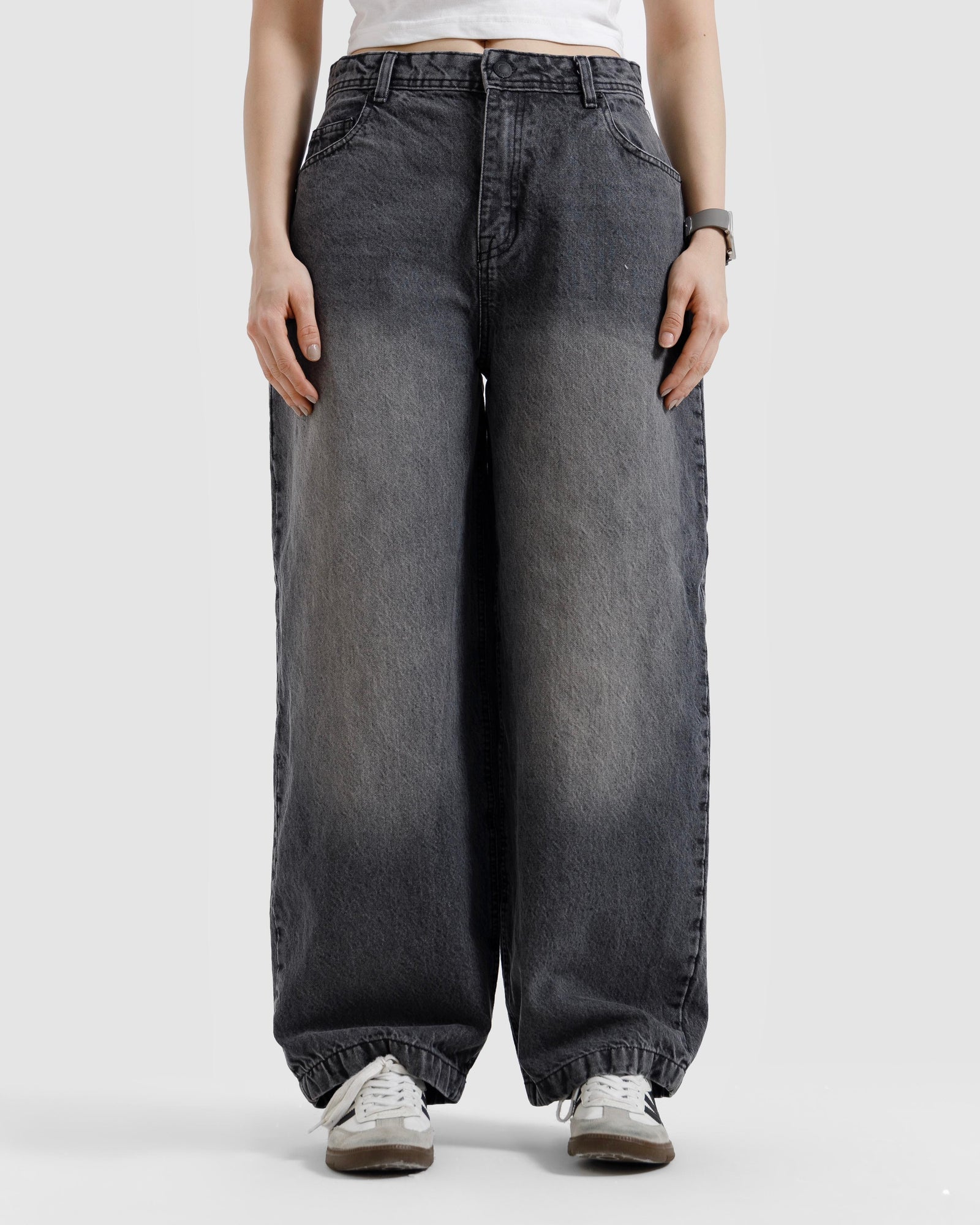 Classic Baggy Jeans - Streetwear Denim