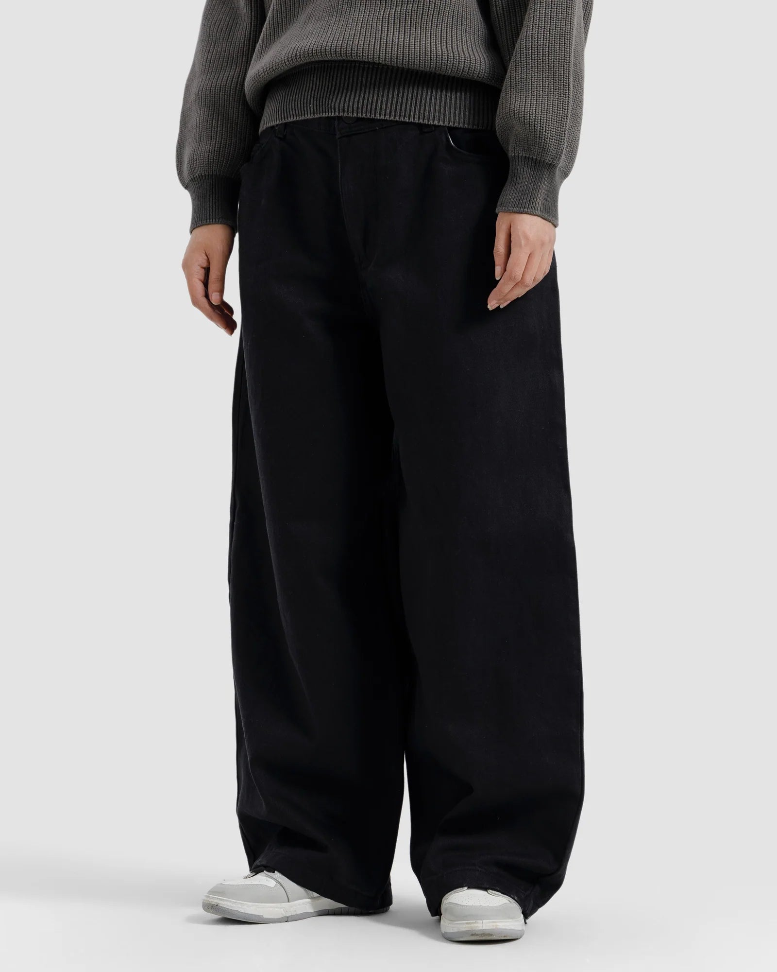 Wide-Leg Baggy Jeans - Relaxed Streetwear Fit