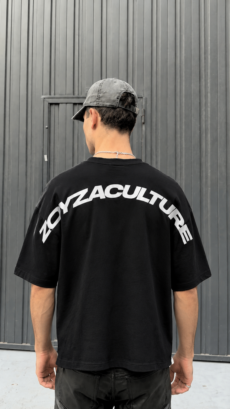 Zoyza Culture Arc Logo Tee – Black (Unisex)